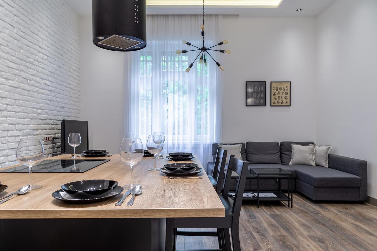 Alder Bridge Apartment Budapeste Exterior foto